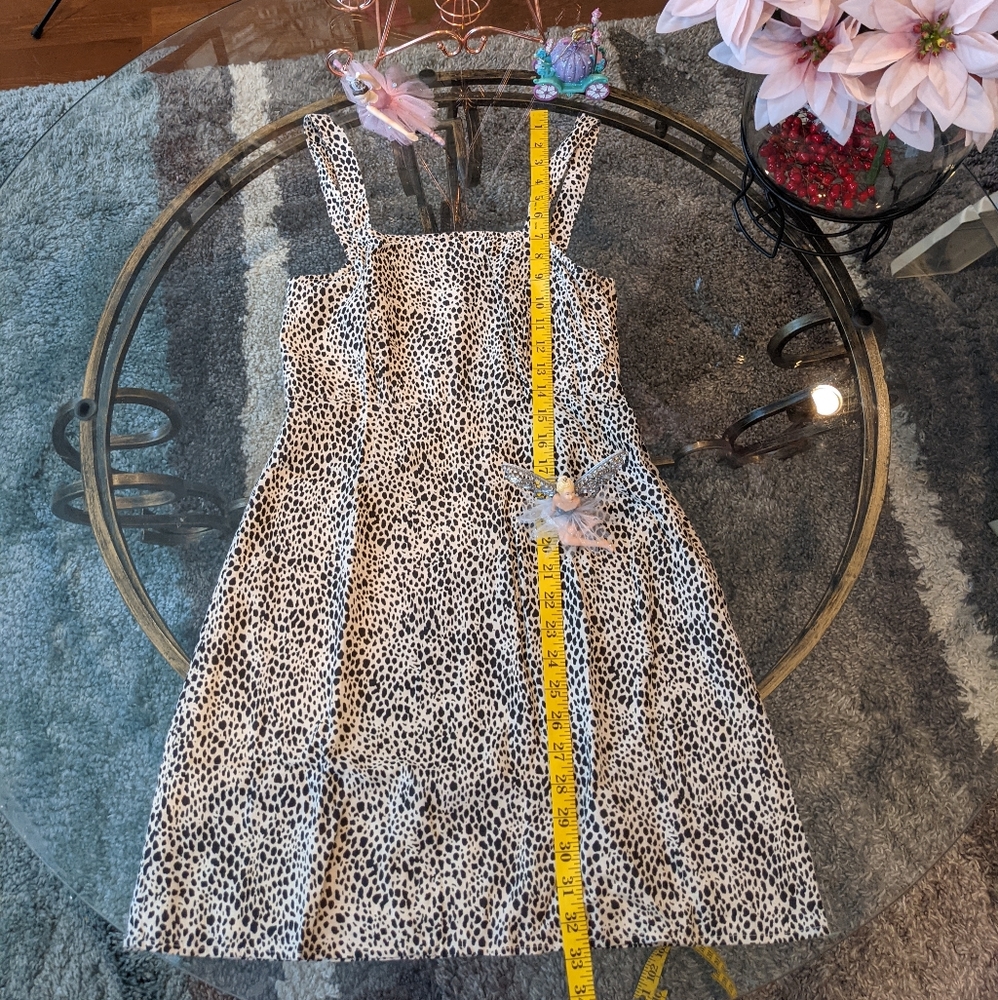 Dress - Picture 8 of 10